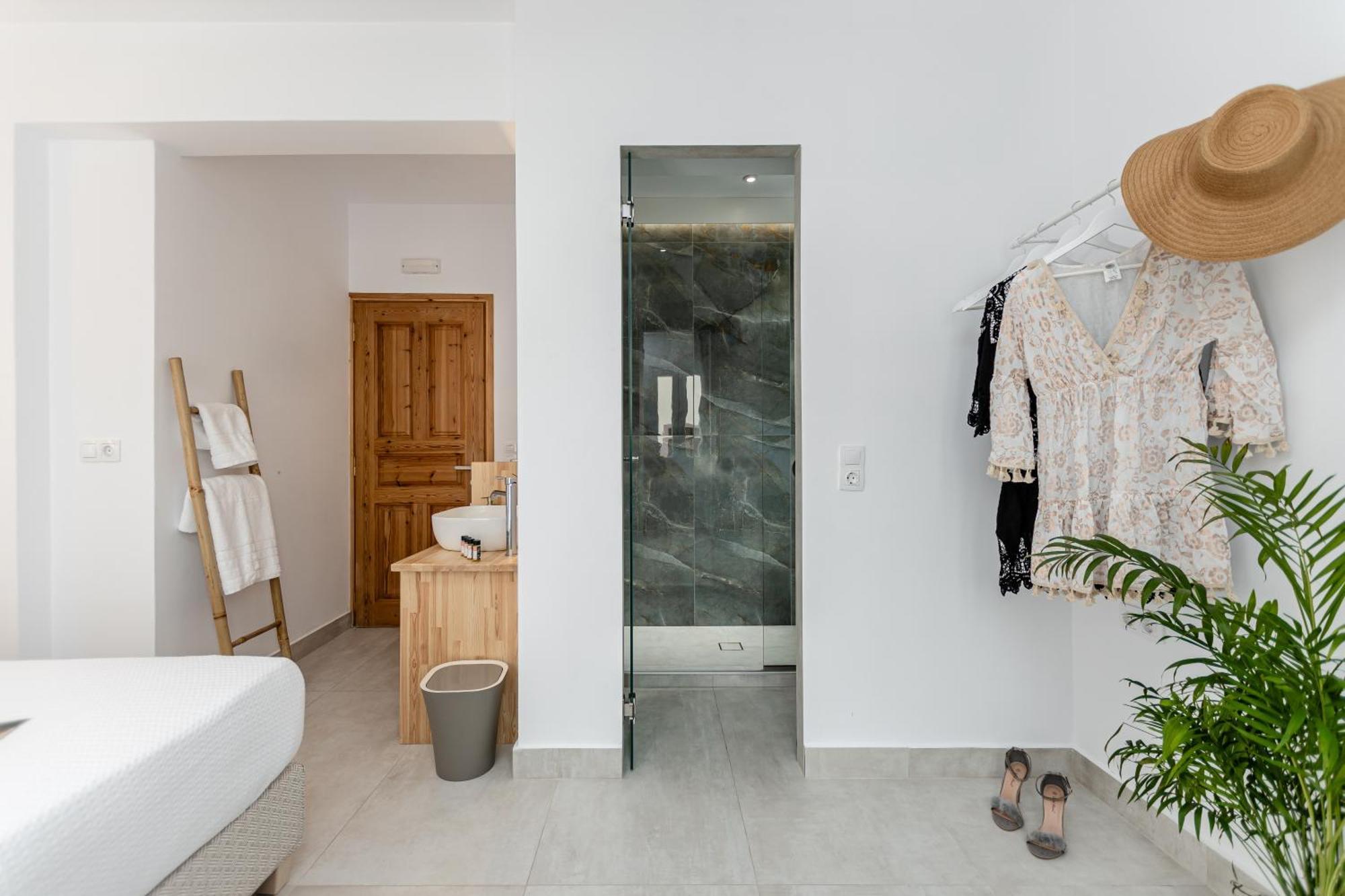 Golden Bird'S Aparthotel Naxos City Exterior photo