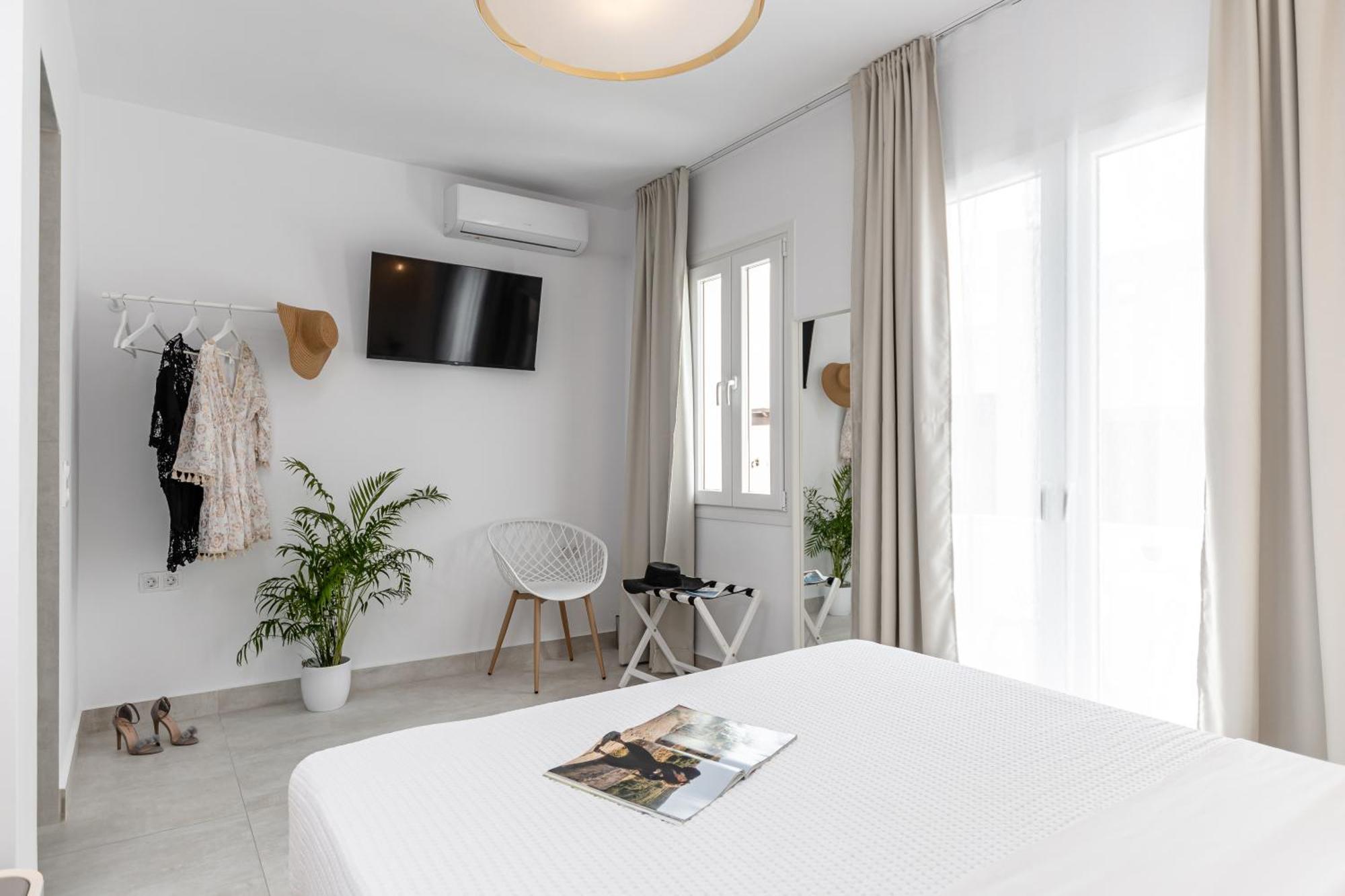Golden Bird'S Aparthotel Naxos City Exterior photo