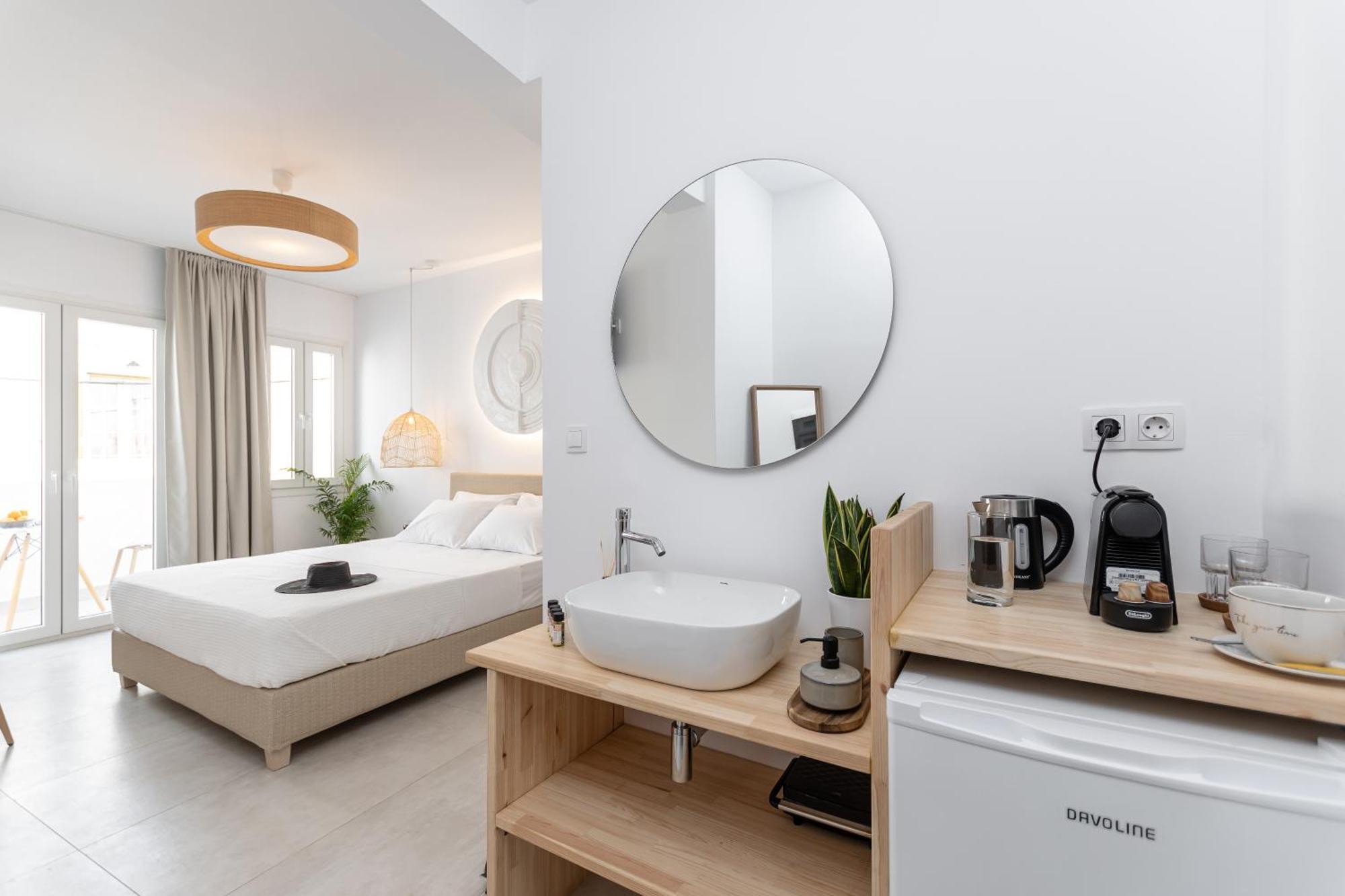 Golden Bird'S Aparthotel Naxos City Exterior photo