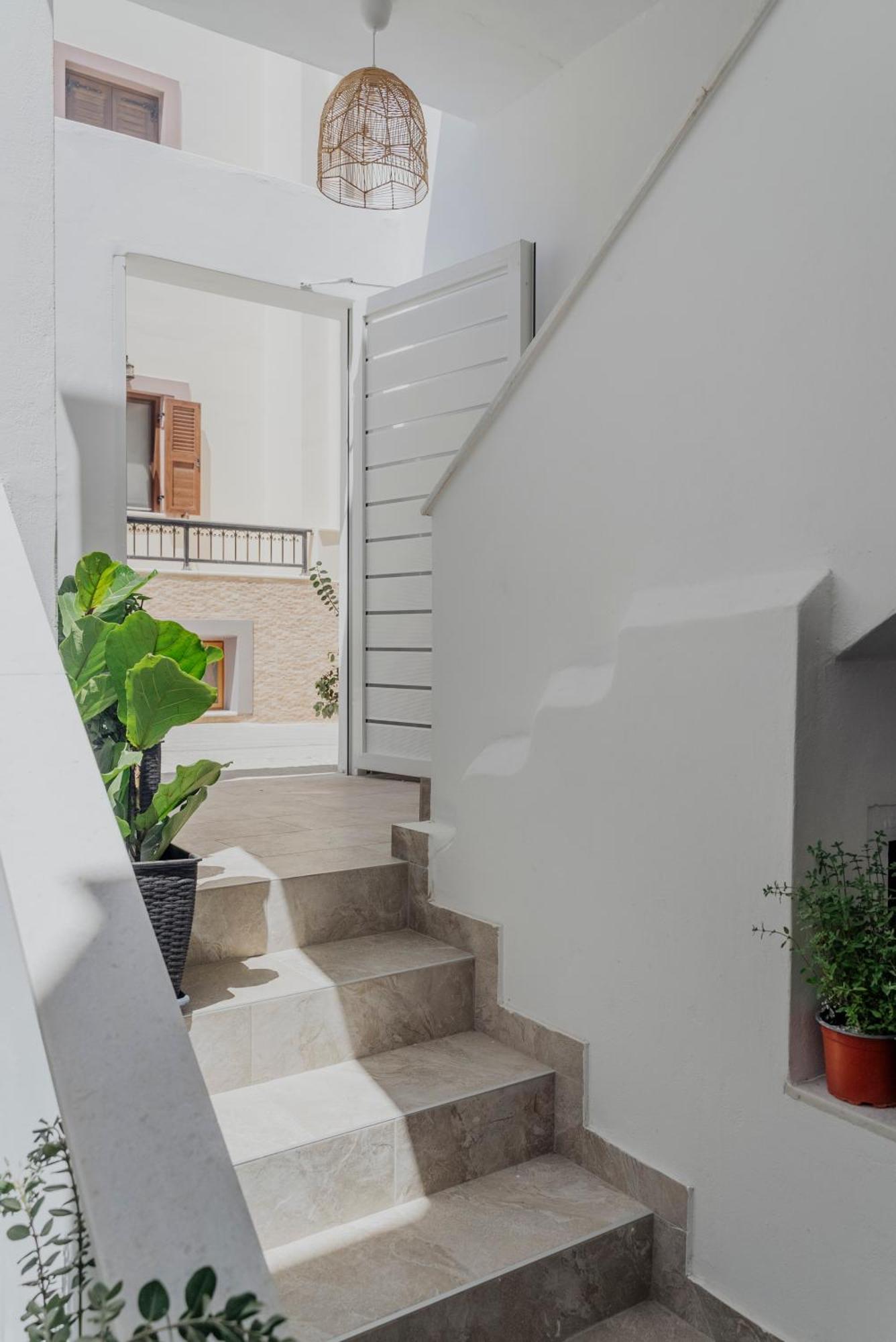 Golden Bird'S Aparthotel Naxos City Exterior photo